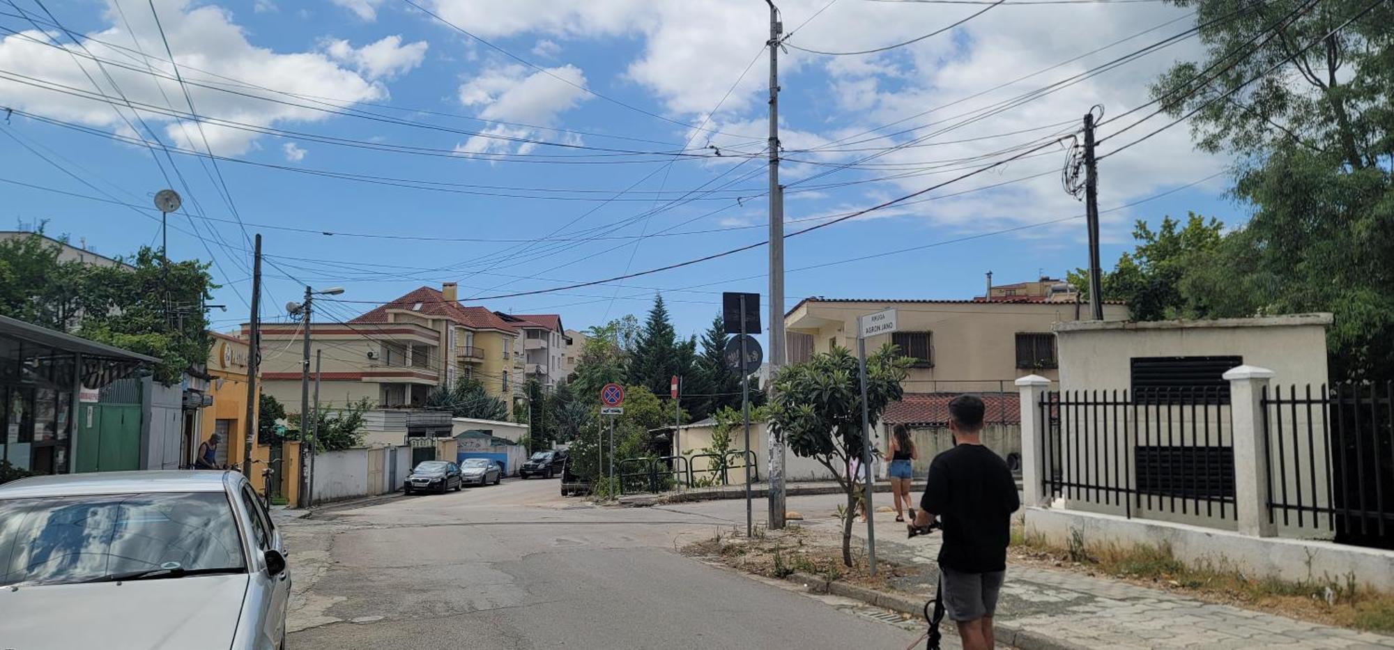 Apartamento Studenti Studio'S Tirana Exterior foto